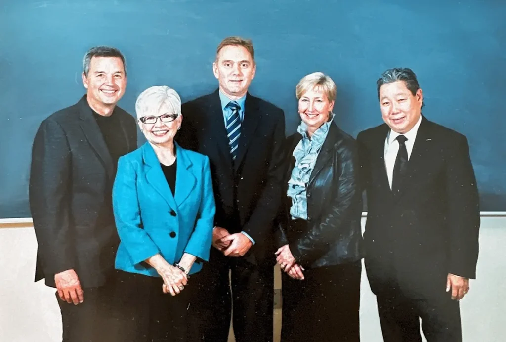 wally-colleen-mah-2010